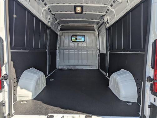 2026 RAM ProMaster 2500 Tradesman