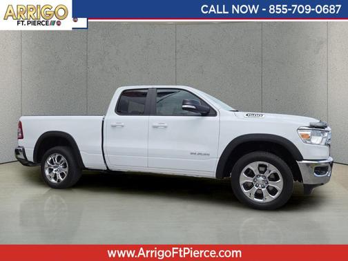 Bright White Clearcoat 2022 RAM 1500 Big Horn/Lone Star