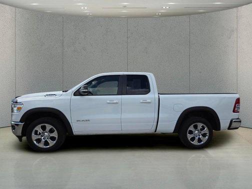 Bright White Clearcoat 2022 RAM 1500 Big Horn/Lone Star