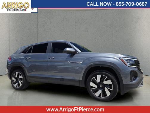 Platinum Gray Metallic 2025 Volkswagen Atlas Cross Sport 2.0T SE w/Technology 4MOTION