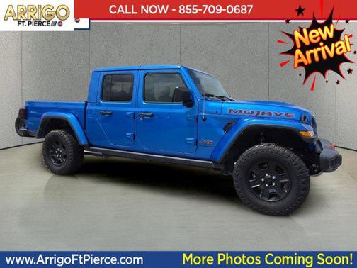 Hydro Blue Pearlcoat 2022 Jeep Gladiator Mojave 4x4