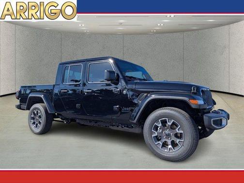 2026 Jeep Gladiator Sahara 4x4