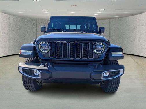 2026 Jeep Gladiator Sahara 4x4