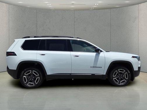 Bright White Clearcoat 2026 Jeep Cherokee Limited