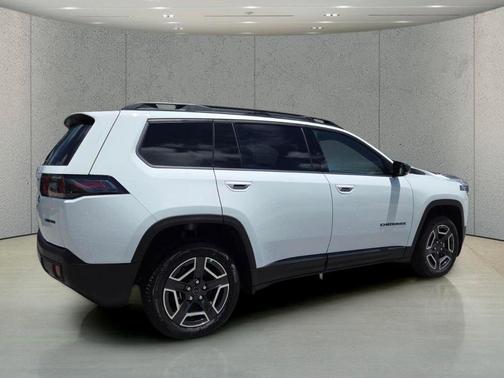 Bright White Clearcoat 2026 Jeep Cherokee Limited