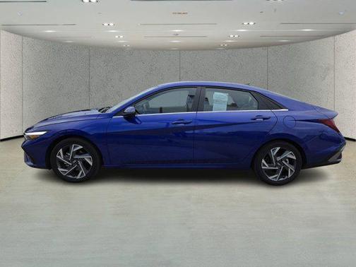 2025 Hyundai ELANTRA HEV Limited