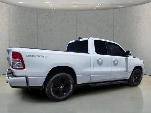 Bright White Clearcoat 2021 RAM 1500 Big Horn/Lone Star