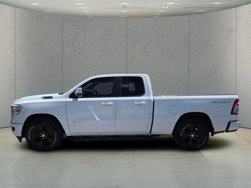 Bright White Clearcoat 2021 RAM 1500 Big Horn/Lone Star