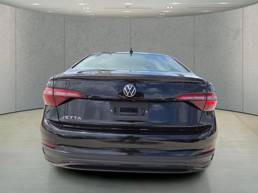 Deep Black Pearl 2024 Volkswagen Jetta 1.5T S