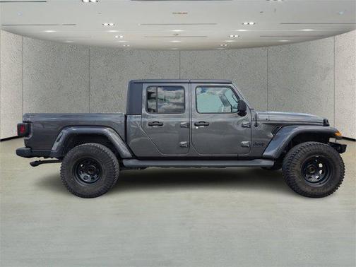 2022 Jeep Gladiator Sport S