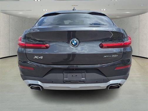 2024 BMW X4 xDrive30i