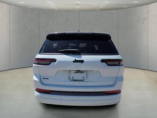 Bright White Clearcoat 2026 Jeep Grand Cherokee L Limited