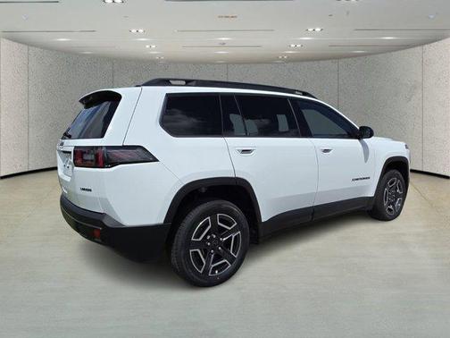 Bright White Clearcoat 2026 Jeep Cherokee Laredo 4x4