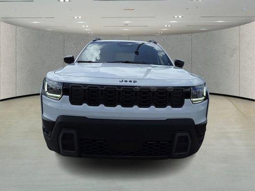 Bright White Clearcoat 2026 Jeep Cherokee Laredo 4x4