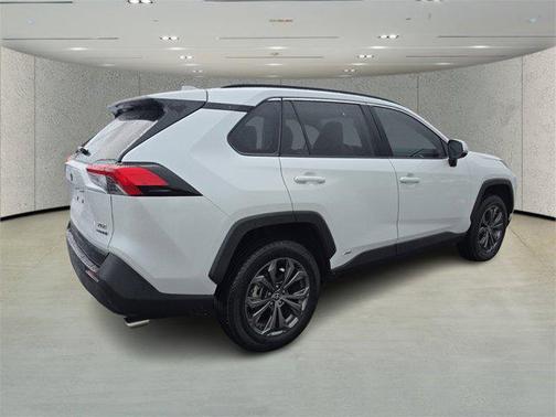 2023 Toyota RAV4 Hybrid XLE Premium