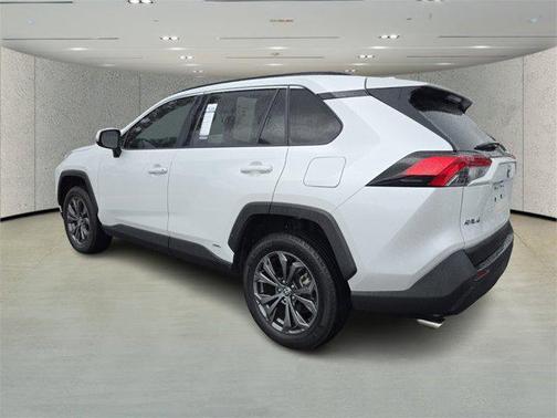2023 Toyota RAV4 Hybrid XLE Premium