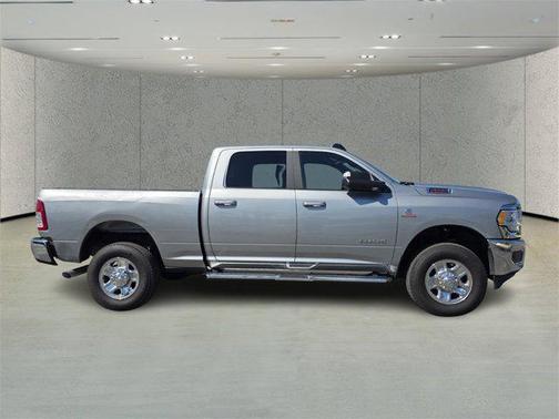 2022 RAM 2500 Big Horn Crew Cab 4x4 6'4' Box