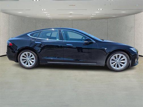 2018 Tesla Model S 75D