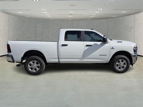 2026 RAM 2500 Big Horn Crew Cab 4x4 6'4' Box