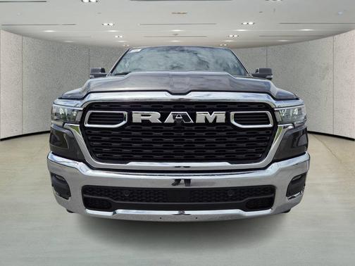 Granite Crystal Metallic Clearcoat 2026 RAM 1500 Big Horn/Lone Star
