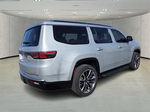 2022 Jeep Wagoneer Series II 4x2