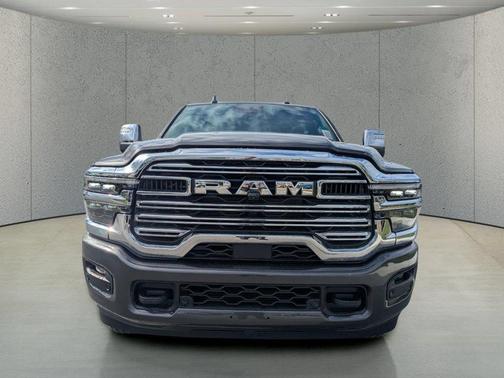 Granite Crystal Metallic Clearcoat 2026 RAM 2500 Laramie Crew Cab 4x4 6'4' Box