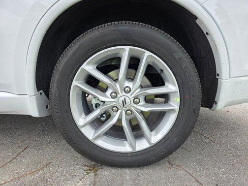 White Knuckle Clearcoat 2026 Dodge Durango GT Plus