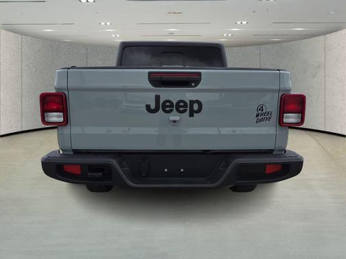 Limited Edition Earl Clearcoat 2023 Jeep Gladiator Willys 4x4