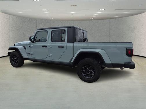 Limited Edition Earl Clearcoat 2023 Jeep Gladiator Willys 4x4