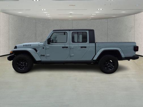 Limited Edition Earl Clearcoat 2023 Jeep Gladiator Willys 4x4