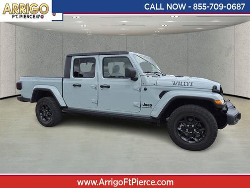 Limited Edition Earl Clearcoat 2023 Jeep Gladiator Willys 4x4