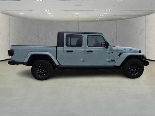 Limited Edition Earl Clearcoat 2023 Jeep Gladiator Willys 4x4