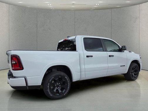 Bright White Clearcoat 2026 RAM 1500 Big Horn/Lone Star