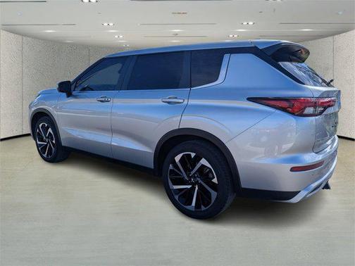 2024 Mitsubishi Outlander SE 2.5 2WD