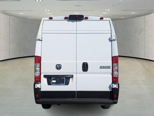 2026 RAM ProMaster 2500 Tradesman