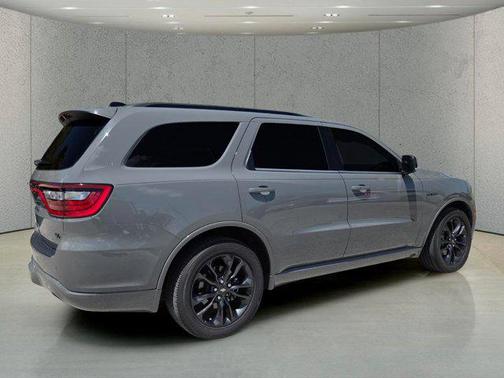 Destroyer Gray Clearcoat 2024 Dodge Durango R/T Plus RWD