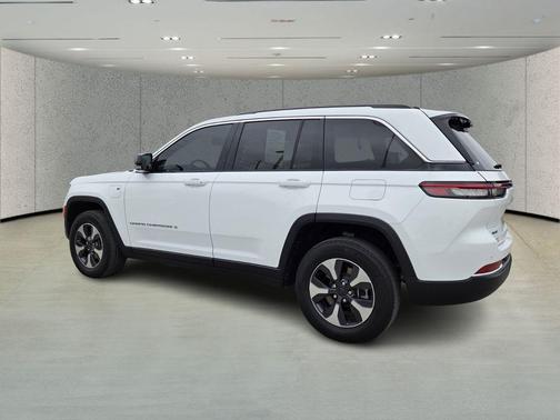 2022 Jeep Grand Cherokee 4xe Base