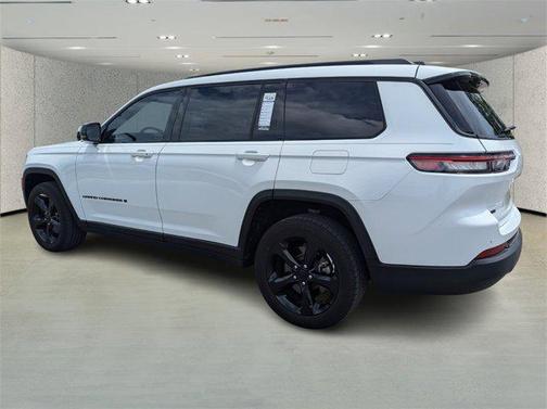 2022 Jeep Grand Cherokee L Altitude