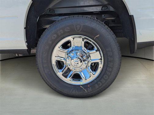 2025 RAM 2500 Tradesman Crew Cab 4x4 8' Box
