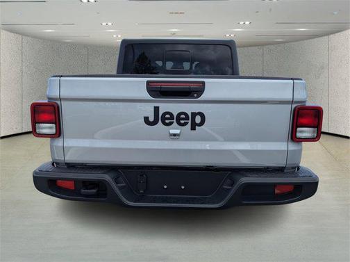 2024 Jeep Gladiator Sport S