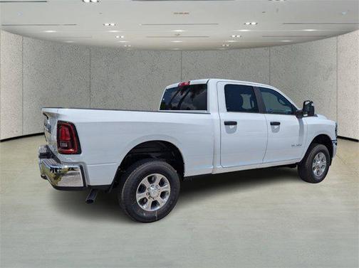 2025 RAM 2500 Big Horn Crew Cab 4x4 6'4' Box
