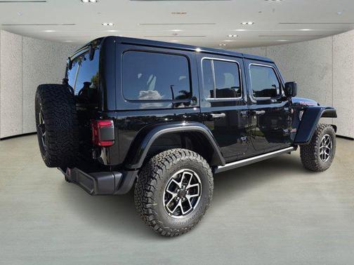 Black Clearcoat 2026 Jeep Wrangler Rubicon