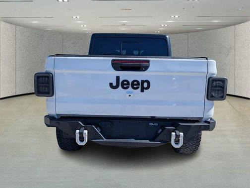 2024 Jeep Gladiator Sport S
