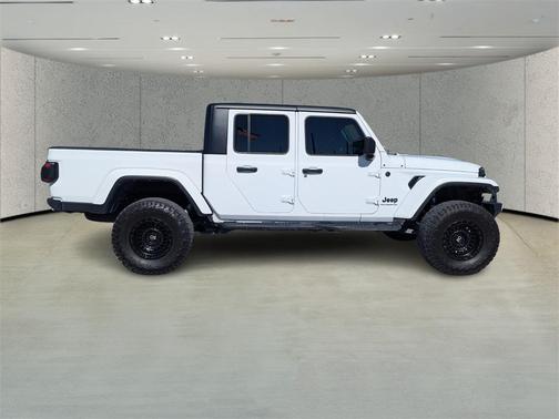 2024 Jeep Gladiator Sport S