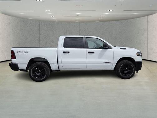 Bright White Clearcoat 2025 RAM 1500 Warlock Crew Cab 4x4 5'7' Box