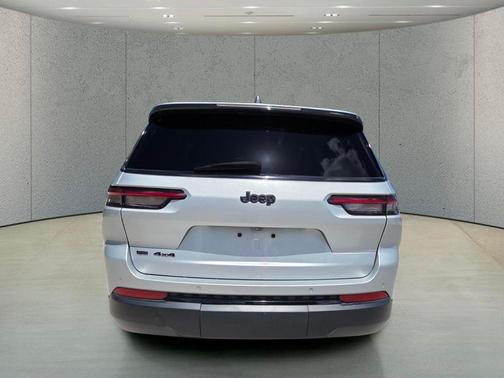 Silver Zynith 2021 Jeep Grand Cherokee L Altitude