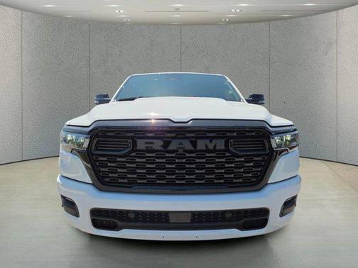 Bright White Clearcoat 2026 RAM 1500 Big Horn/Lone Star