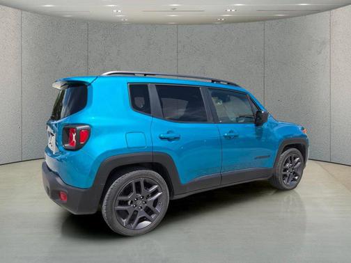 Bikini Metallic Clearcoat 2021 Jeep Renegade Latitude