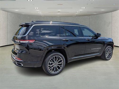 2025 Jeep Grand Cherokee L Summit Reserve