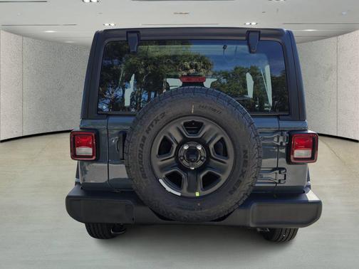 Anvil Clearcoat 2026 Jeep Wrangler Sport